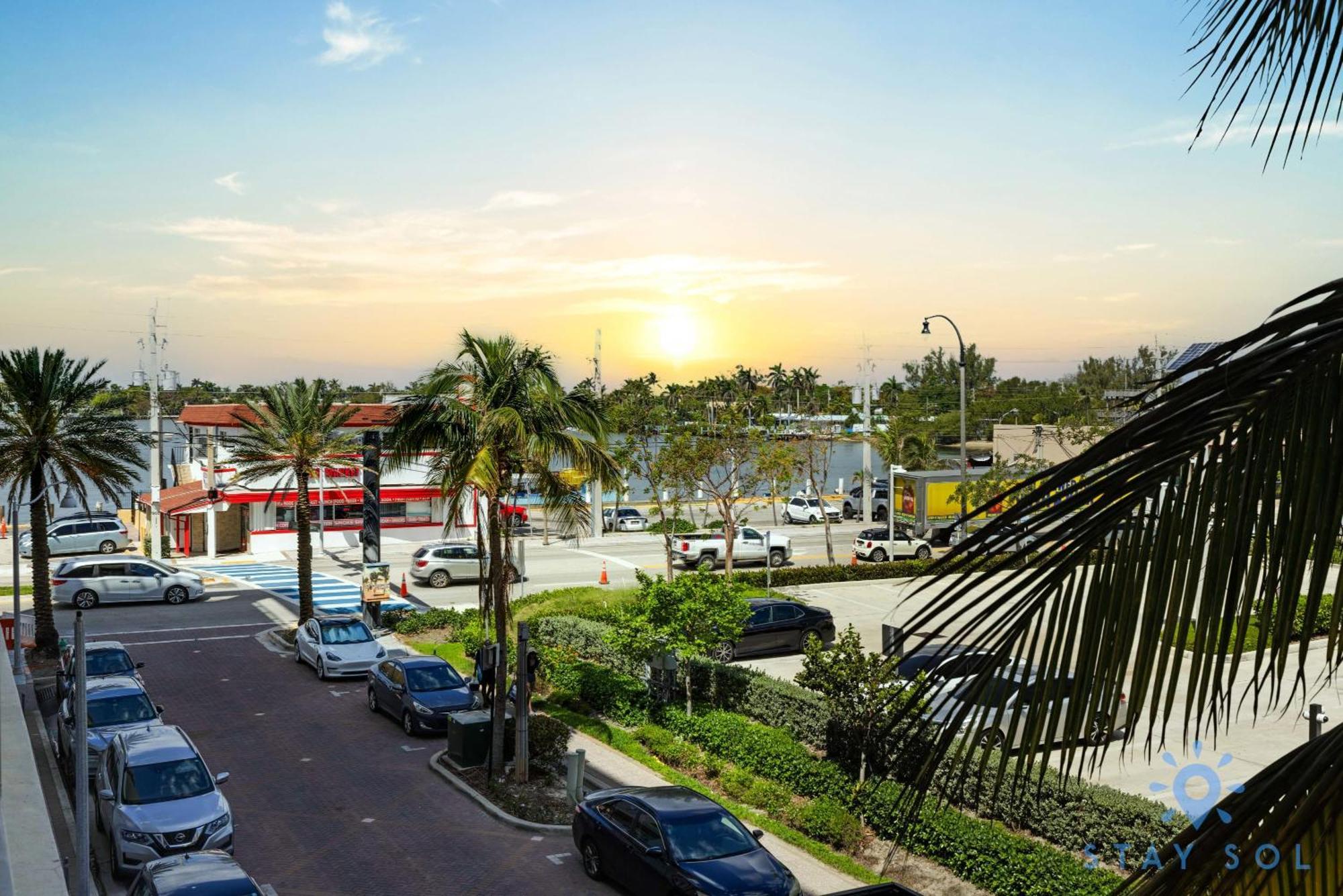 Rooftop Pool - Hollywood Beach Boardwalkアパートメント エクステリア 写真