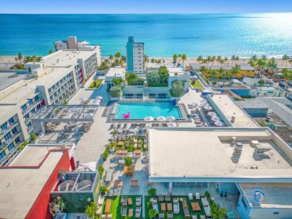 Rooftop Pool - Hollywood Beach Boardwalkアパートメント エクステリア 写真