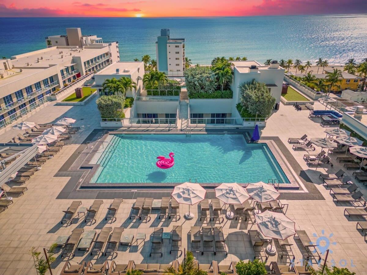 Rooftop Pool - Hollywood Beach Boardwalkアパートメント エクステリア 写真