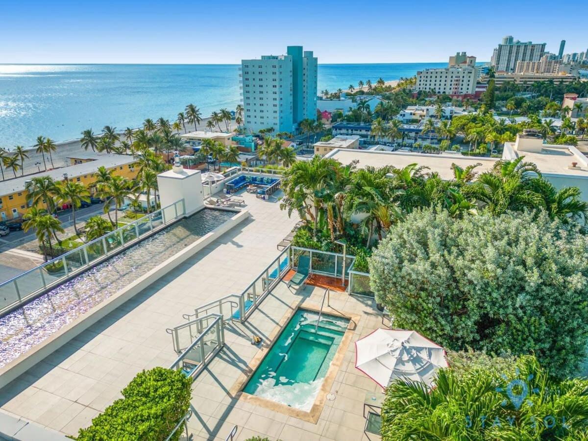 Rooftop Pool - Hollywood Beach Boardwalkアパートメント エクステリア 写真